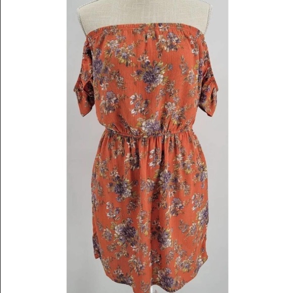 American Eagle Dress Size Medium Strapless Butterfly Sleeve Off the Shoulder - Picture 2 of 10